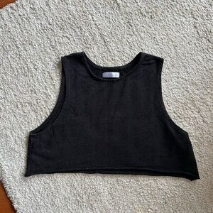 Chic Black Sleeveless Crop Tank Top